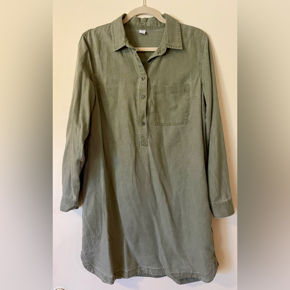 Shirt dress